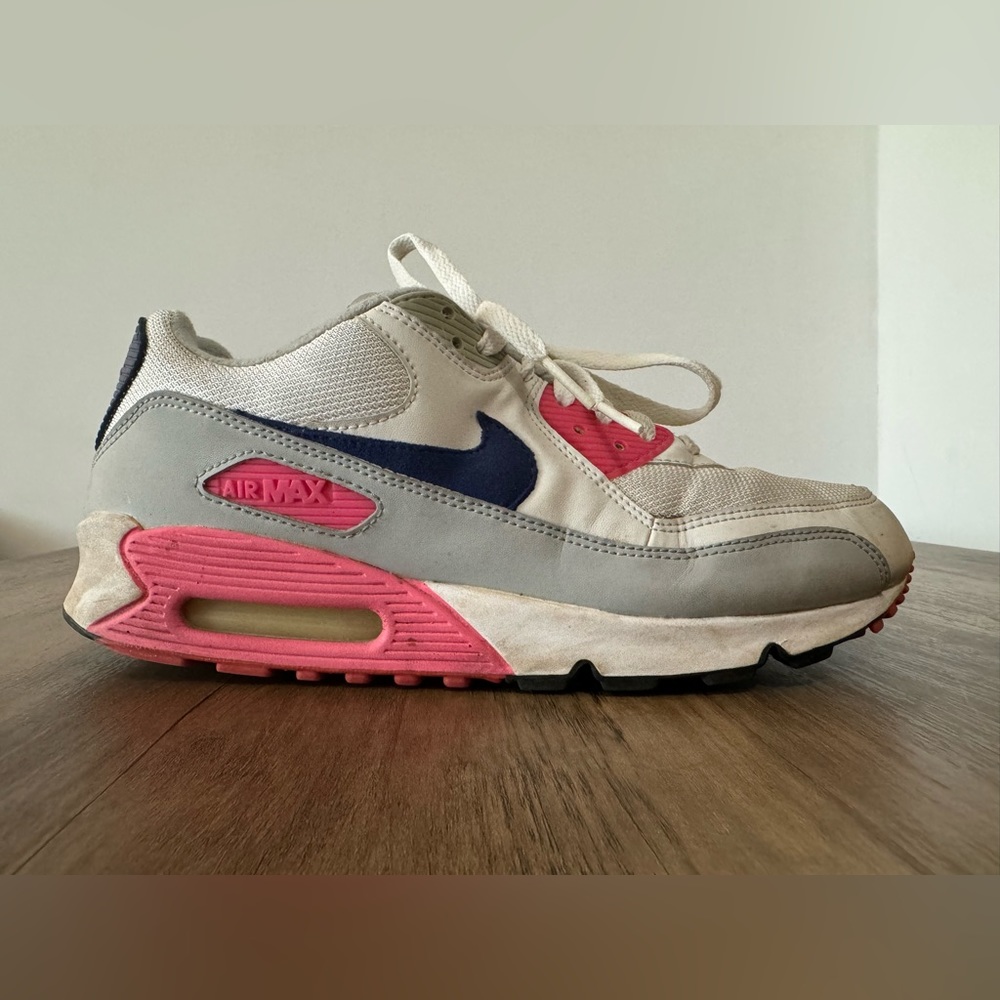 Nike WMNS Air Max 90 Classis